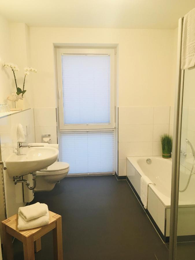Pension Seecafe Zarrentin am Schaalsee Екстериор снимка