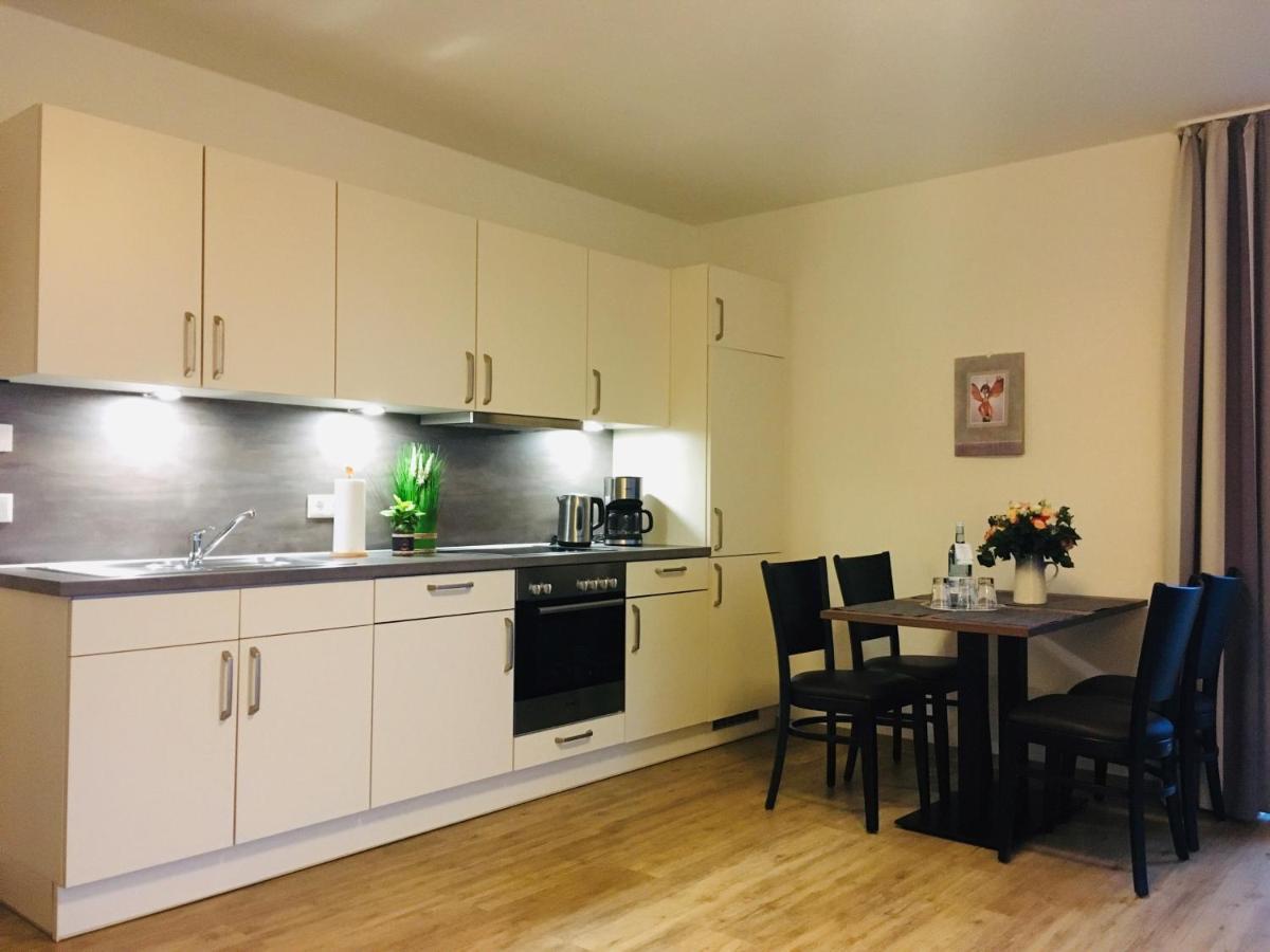 Pension Seecafe Zarrentin am Schaalsee Екстериор снимка