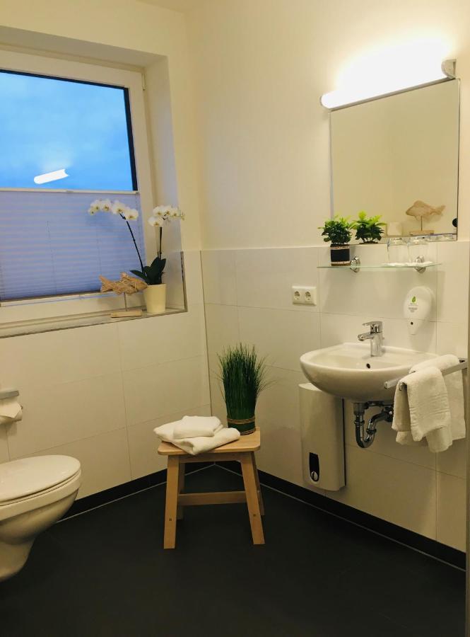 Pension Seecafe Zarrentin am Schaalsee Екстериор снимка