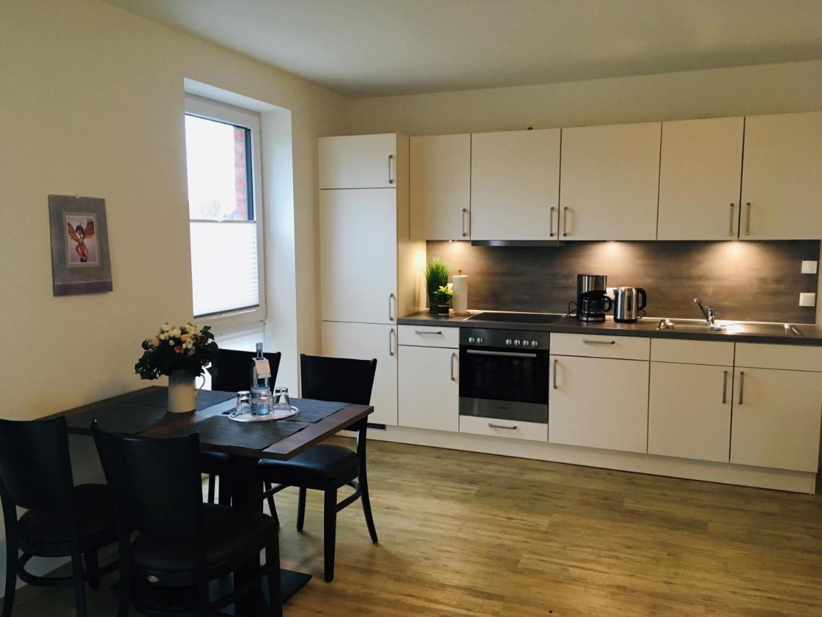 Pension Seecafe Zarrentin am Schaalsee Екстериор снимка